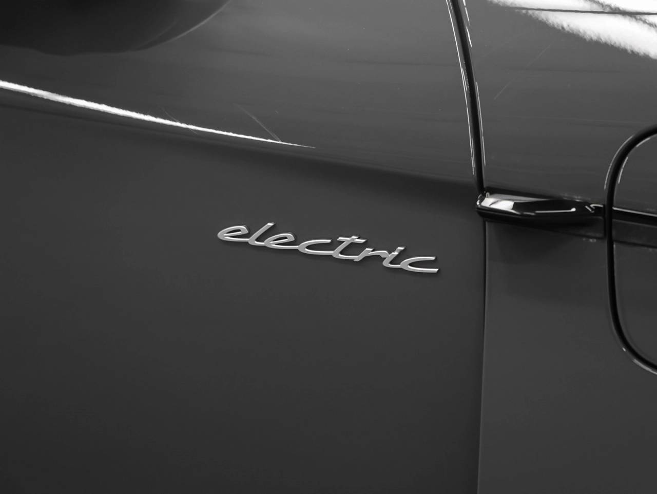 2025 Porsche Taycan Taycan 4