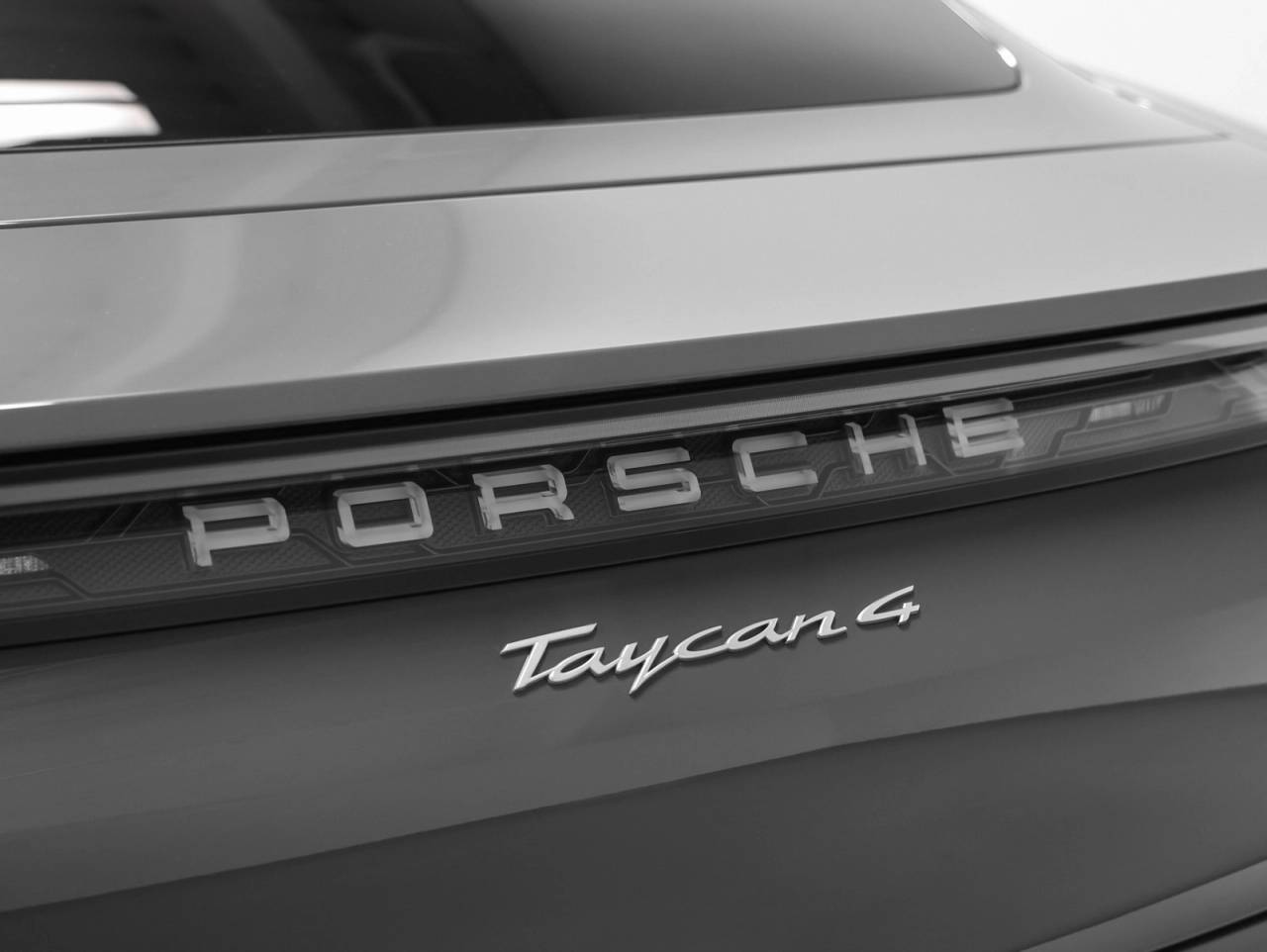 2025 Porsche Taycan Taycan 4