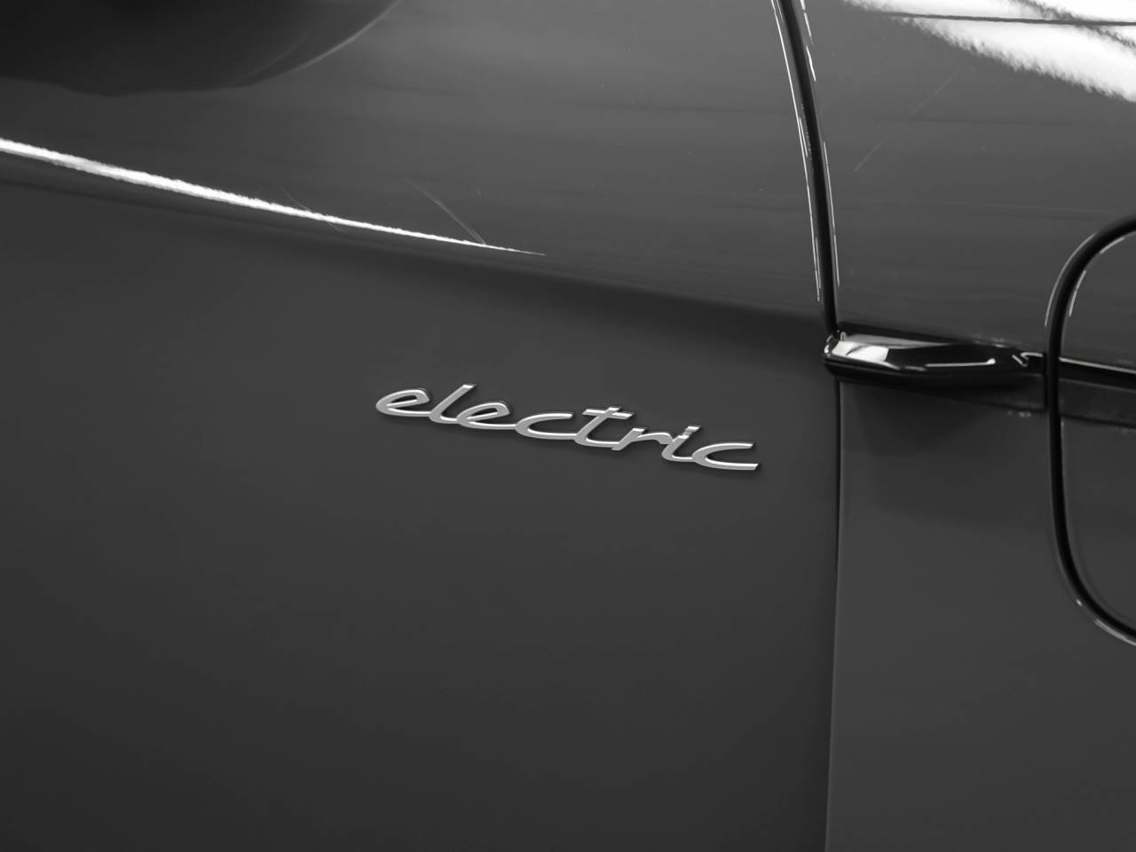 2025 Porsche Taycan Taycan 4