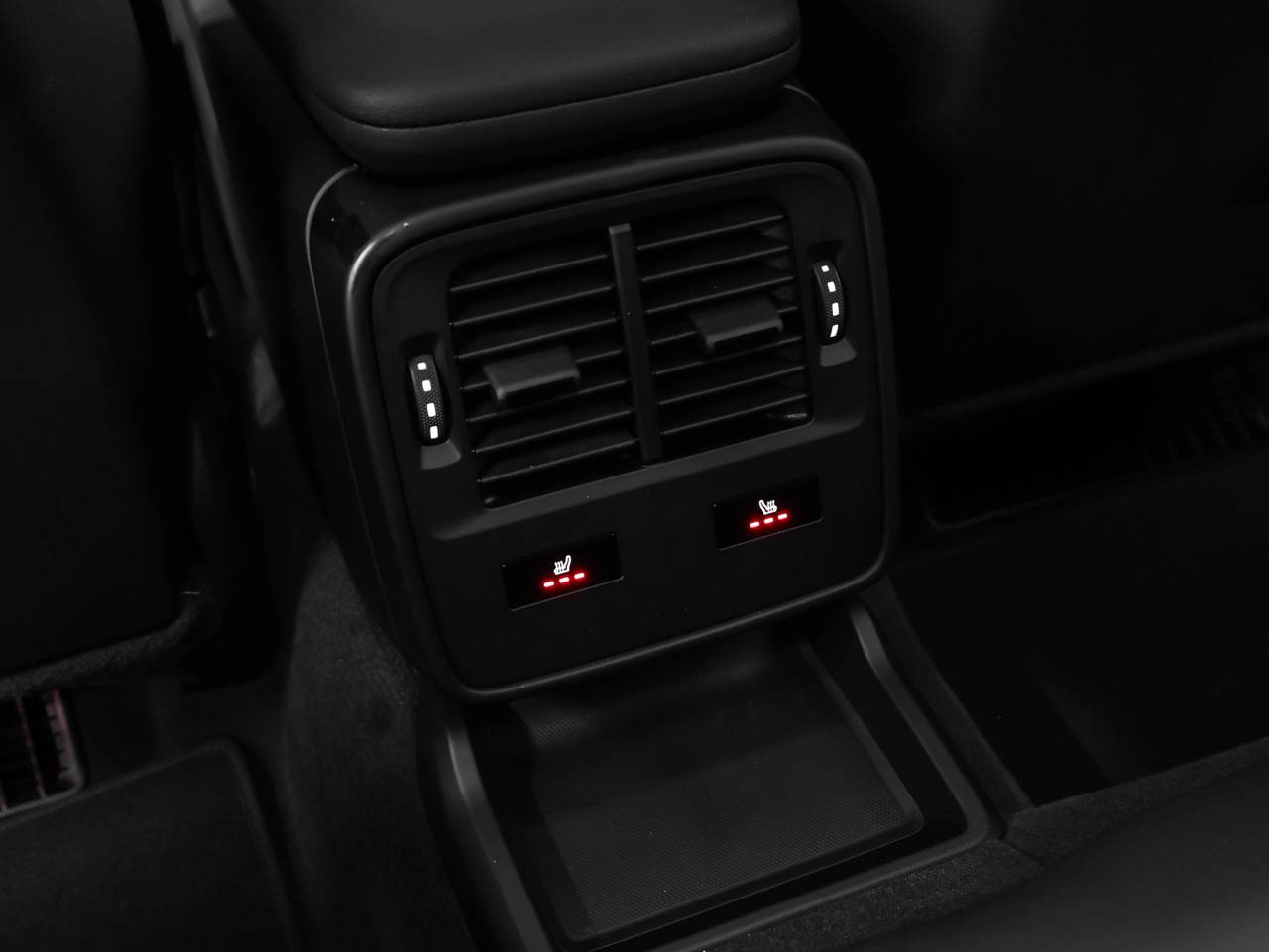 2025 Porsche Taycan Taycan 4