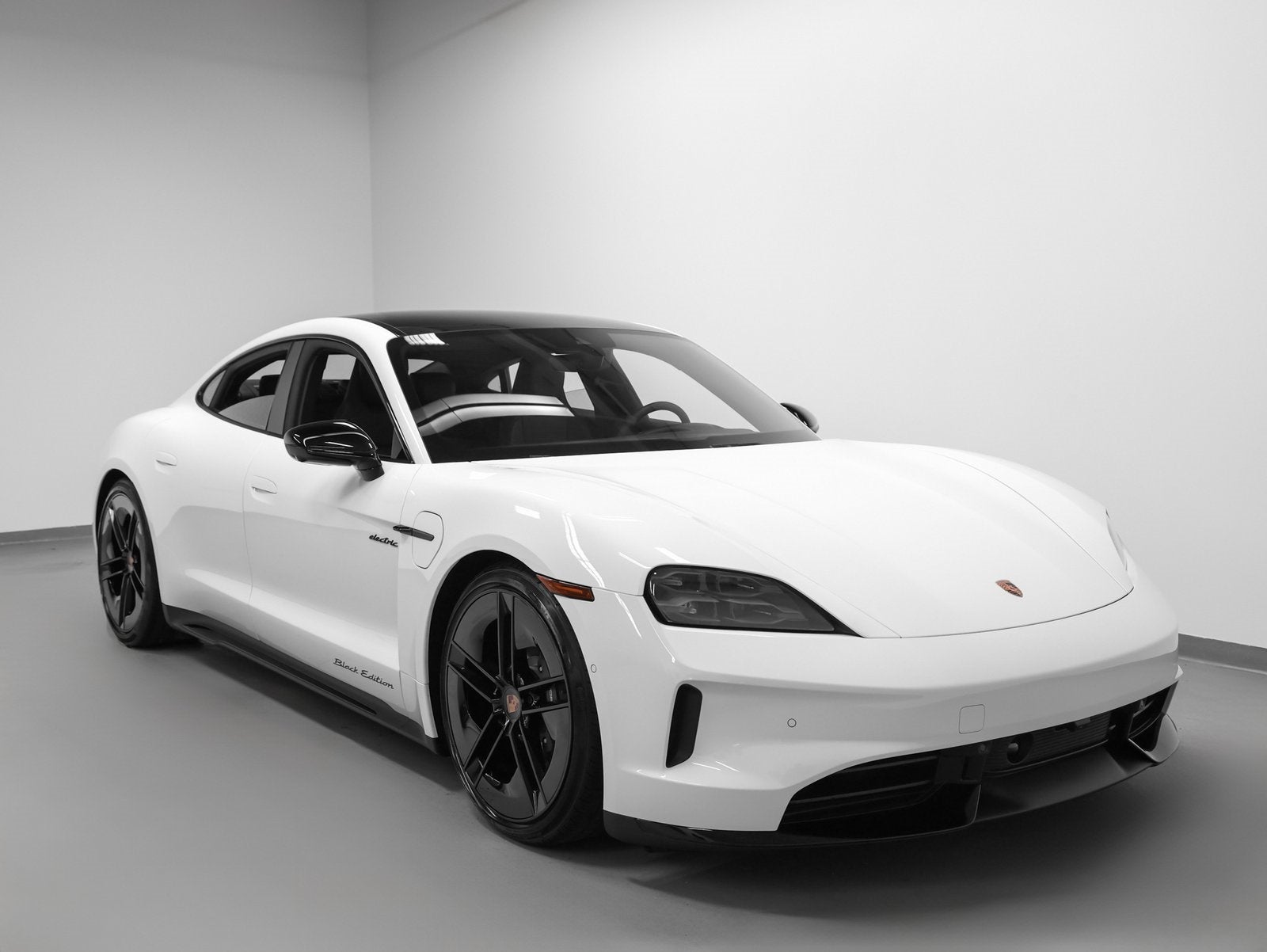 2026 Porsche Taycan Taycan 4 Black Edition