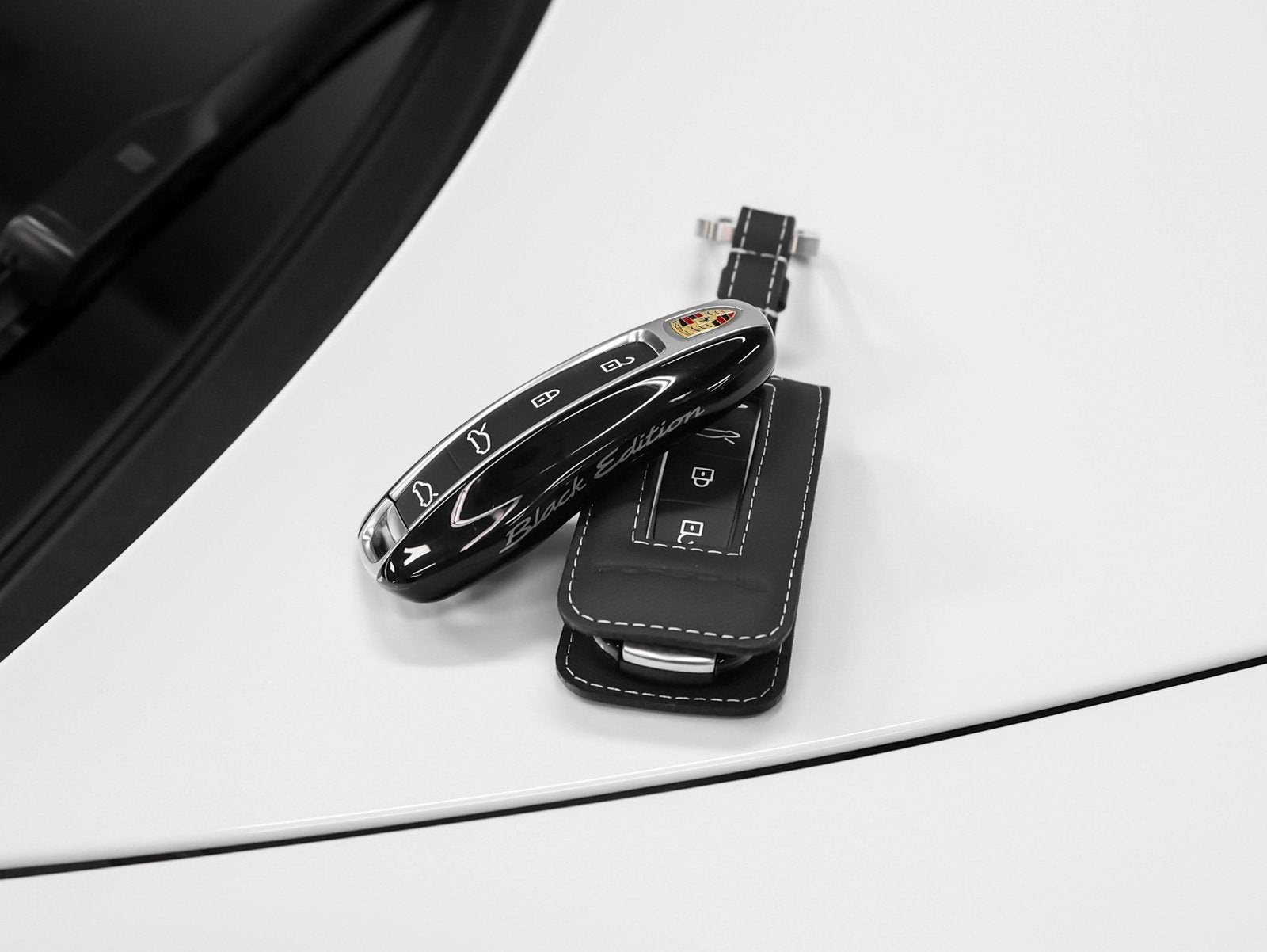 2026 Porsche Taycan Taycan 4 Black Edition