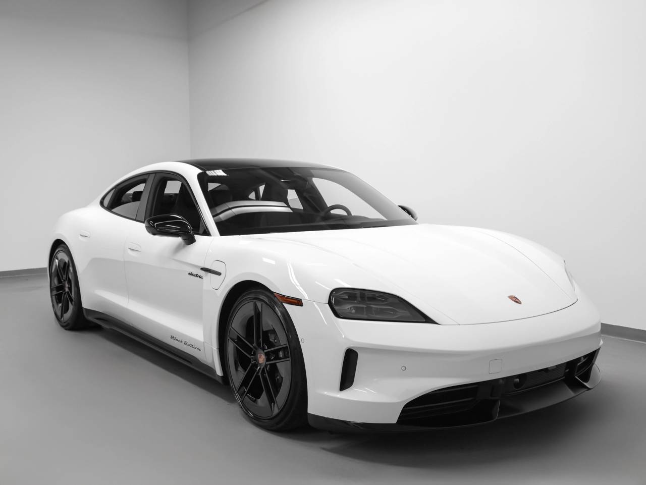 2026 Porsche Taycan Taycan 4 Black Edition