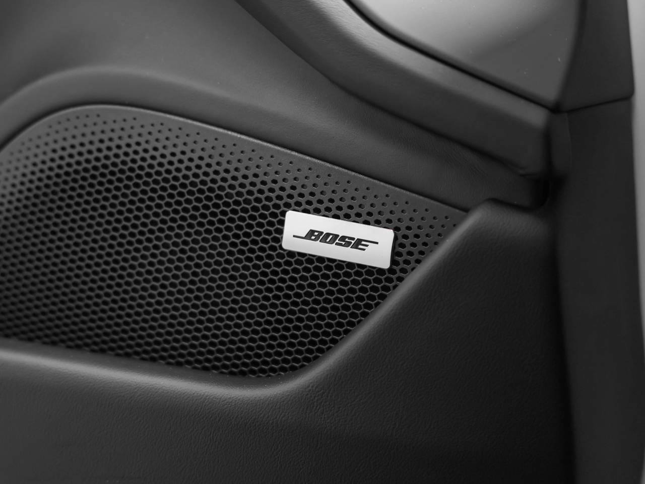 2026 Porsche Taycan Taycan 4 Black Edition