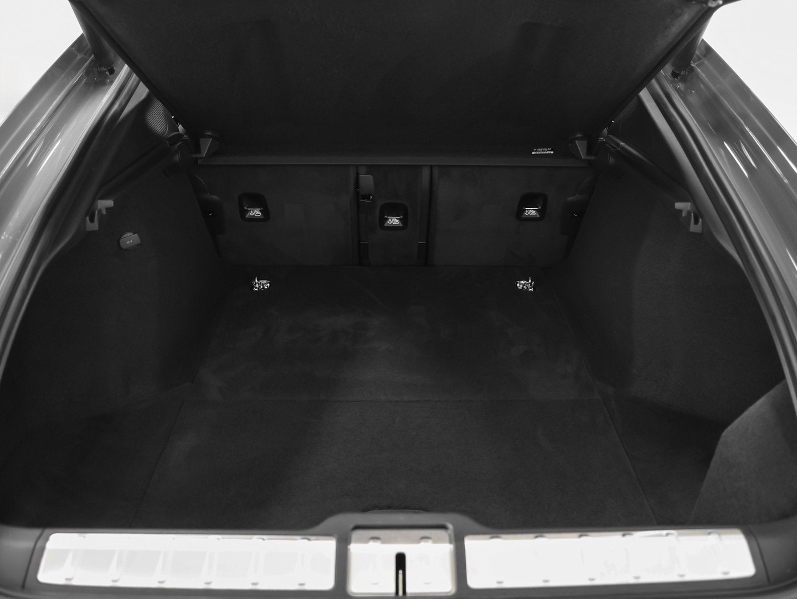 2026 Porsche Panamera 4