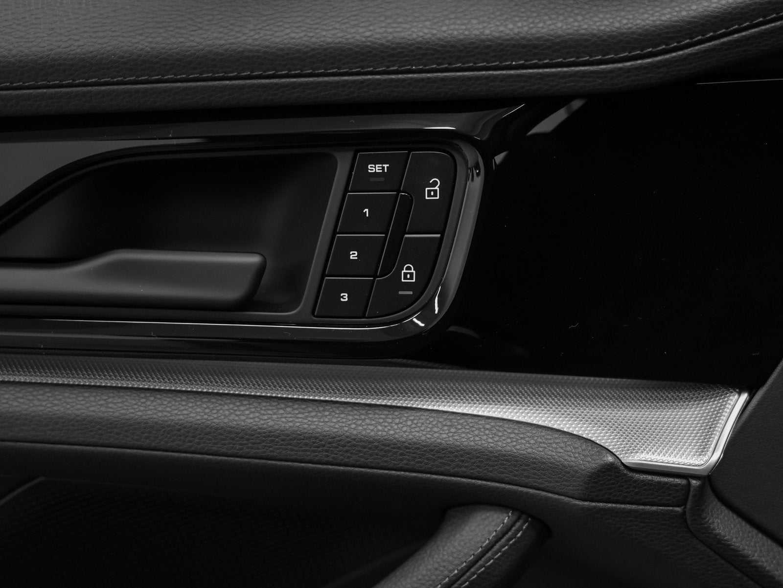 2026 Porsche Panamera 4