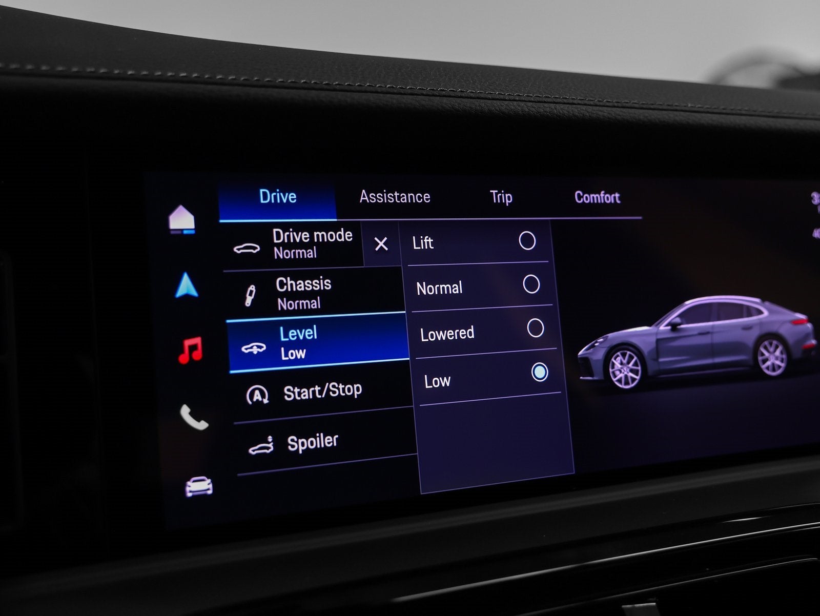 2026 Porsche Panamera 4