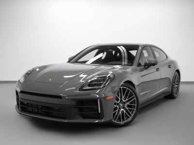 2026 Porsche Panamera 4