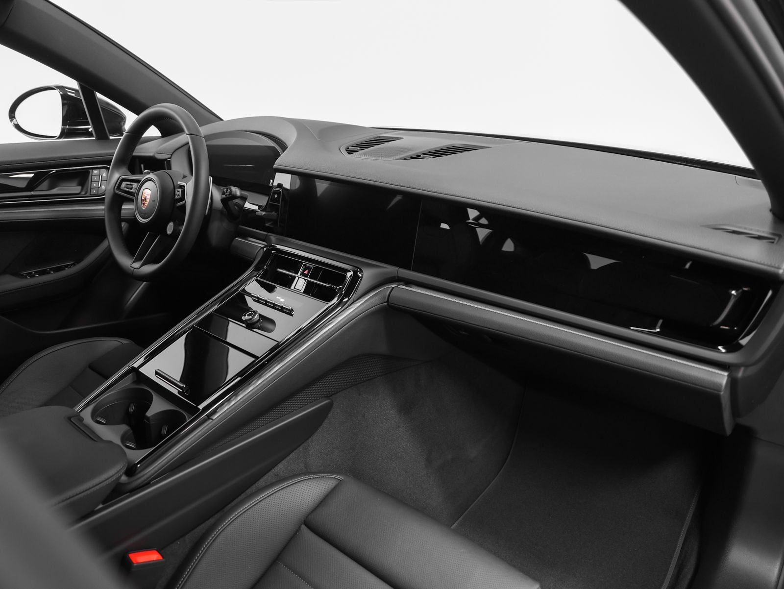 2026 Porsche Panamera 4