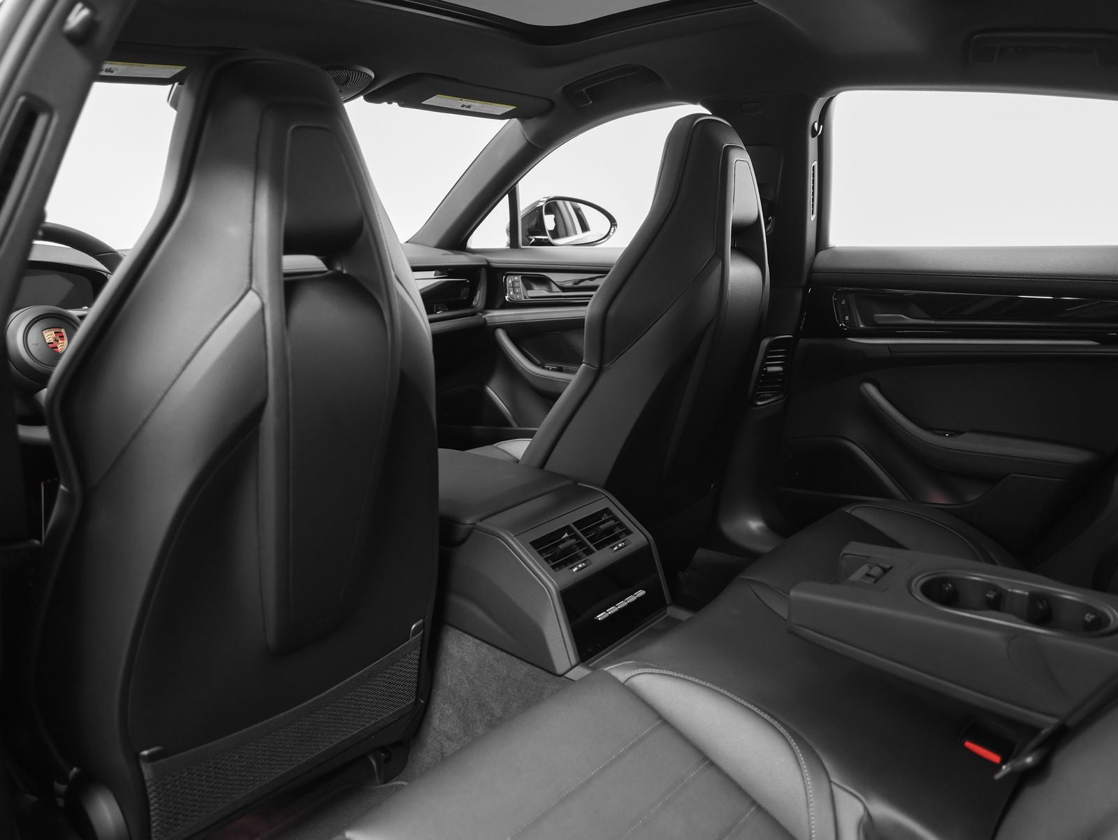 2026 Porsche Panamera 4