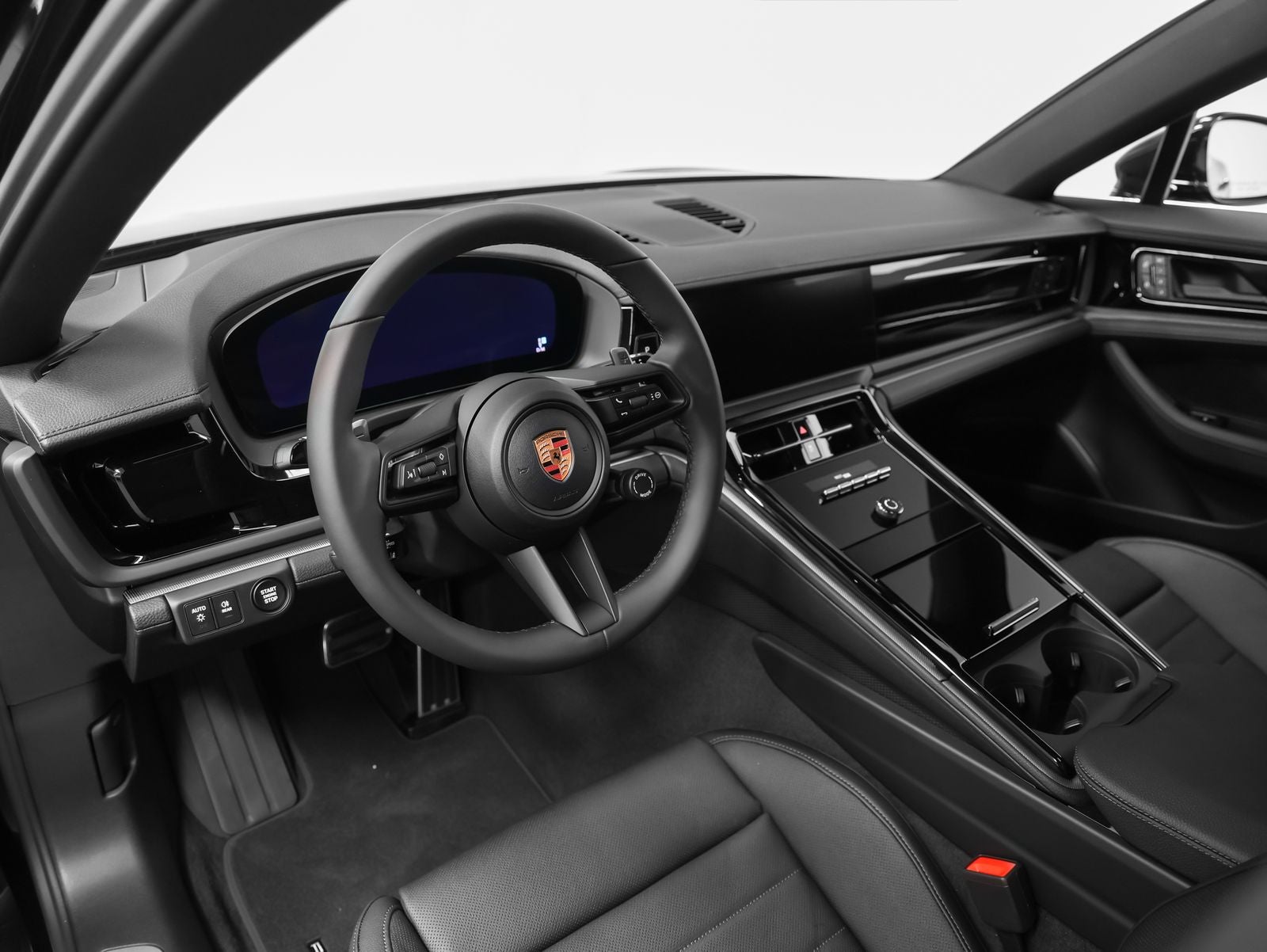 2026 Porsche Panamera 4