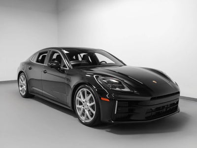 2026 Porsche Panamera 4