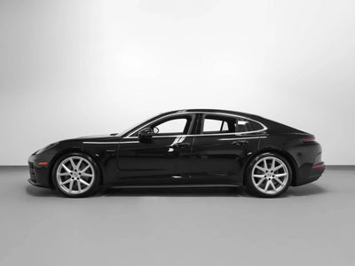 2026 Porsche Panamera 4