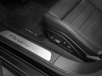 2026 Porsche Panamera 4