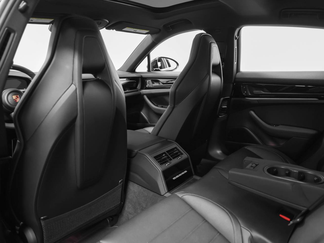 2026 Porsche Panamera 4