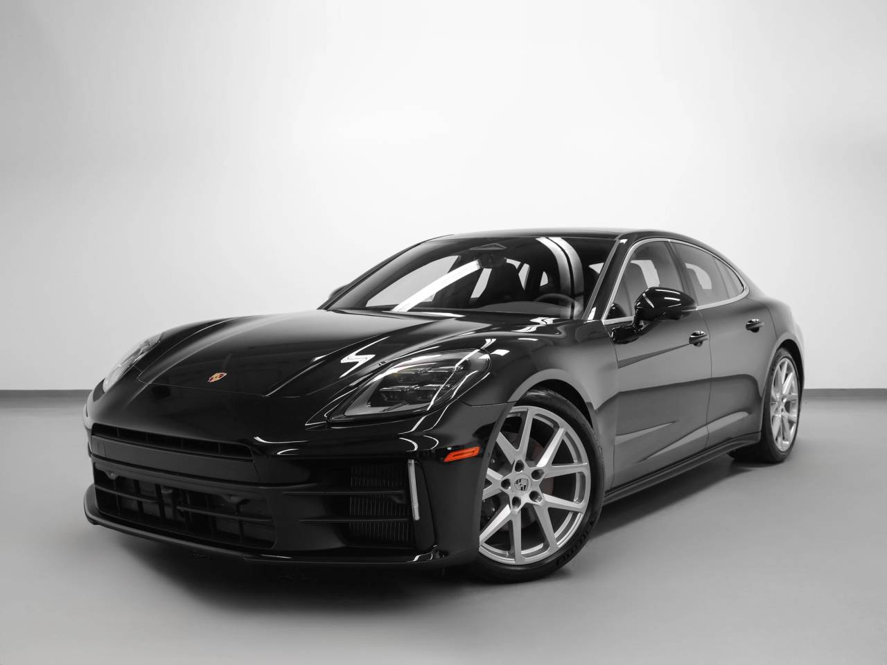 2026 Porsche Panamera 4