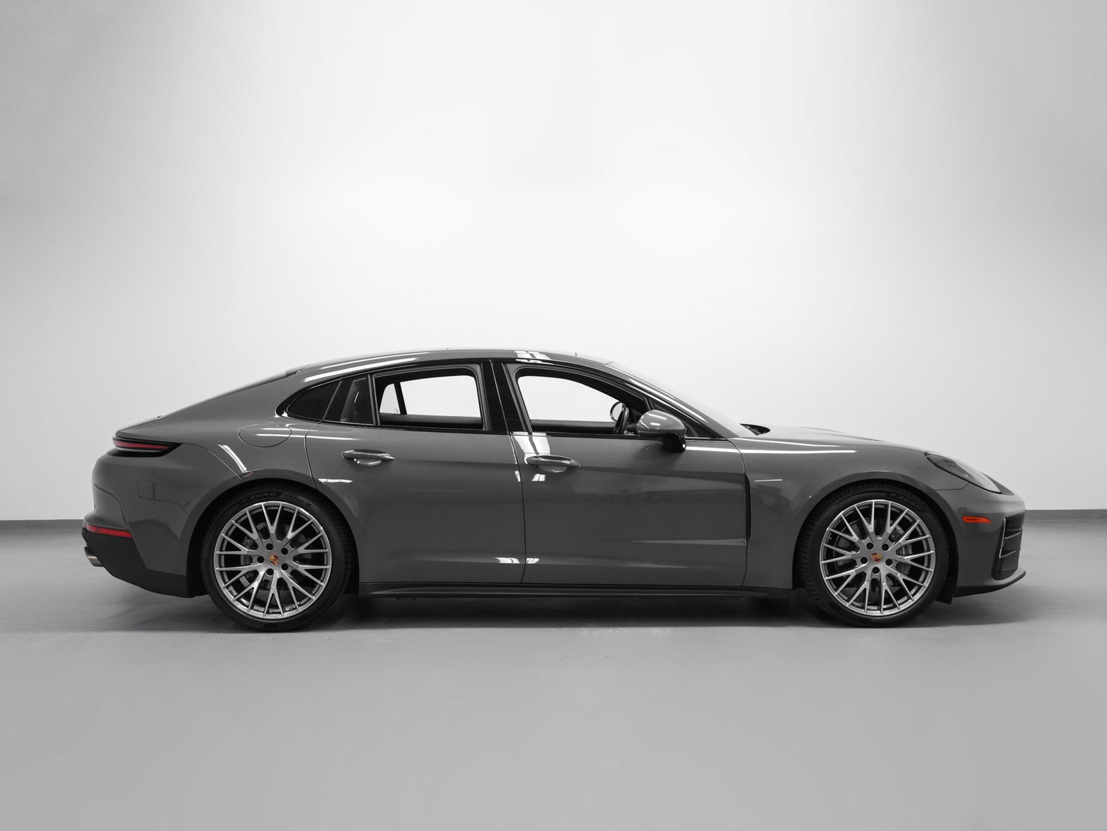 2025 Porsche Panamera Panamera 4