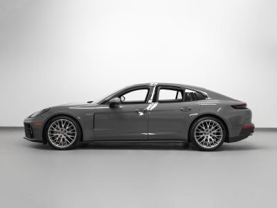 2025 Porsche Panamera Panamera 4