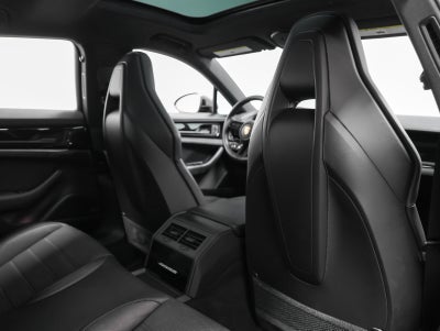 2025 Porsche Panamera Panamera 4