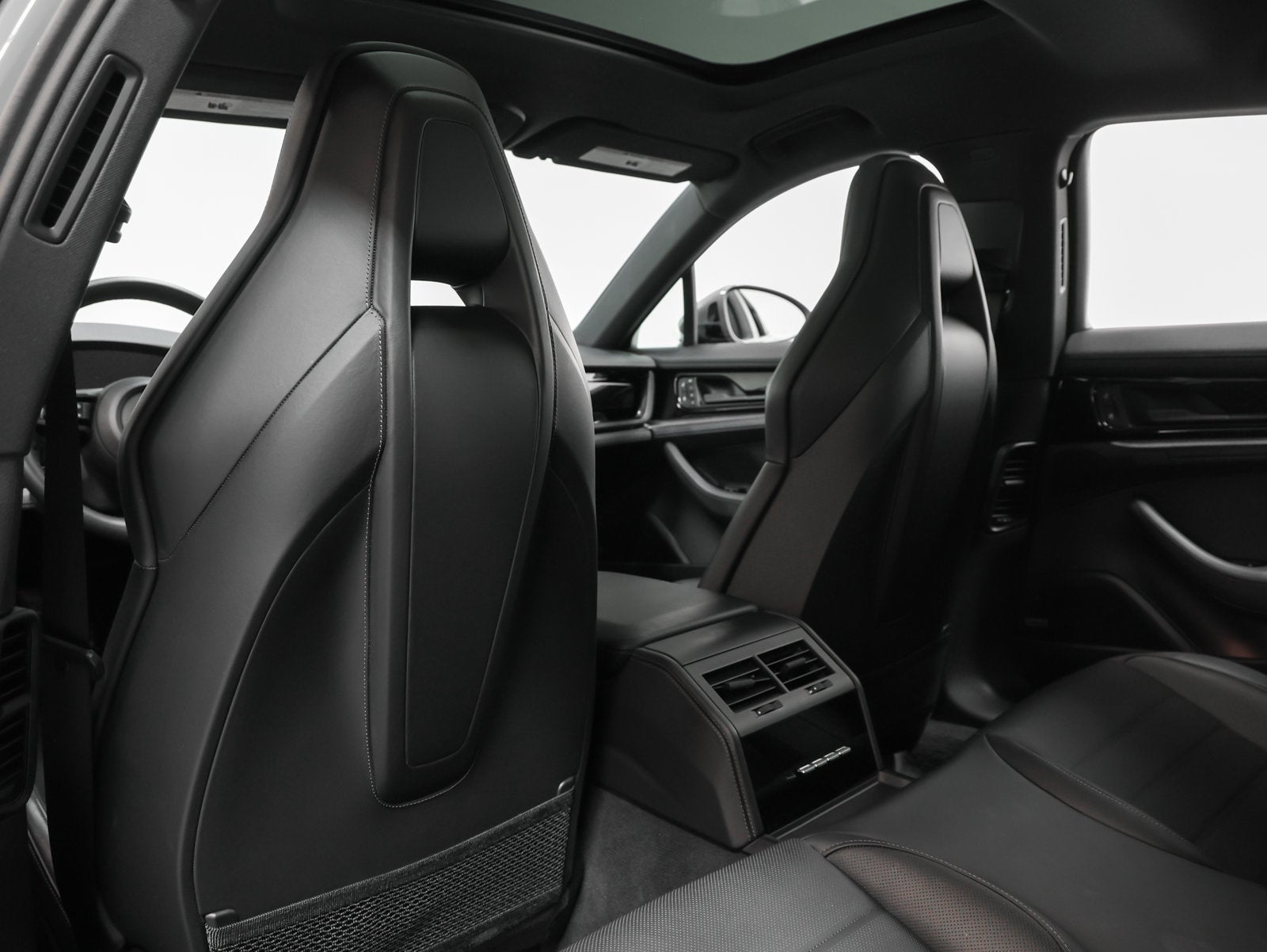 2025 Porsche Panamera Panamera 4