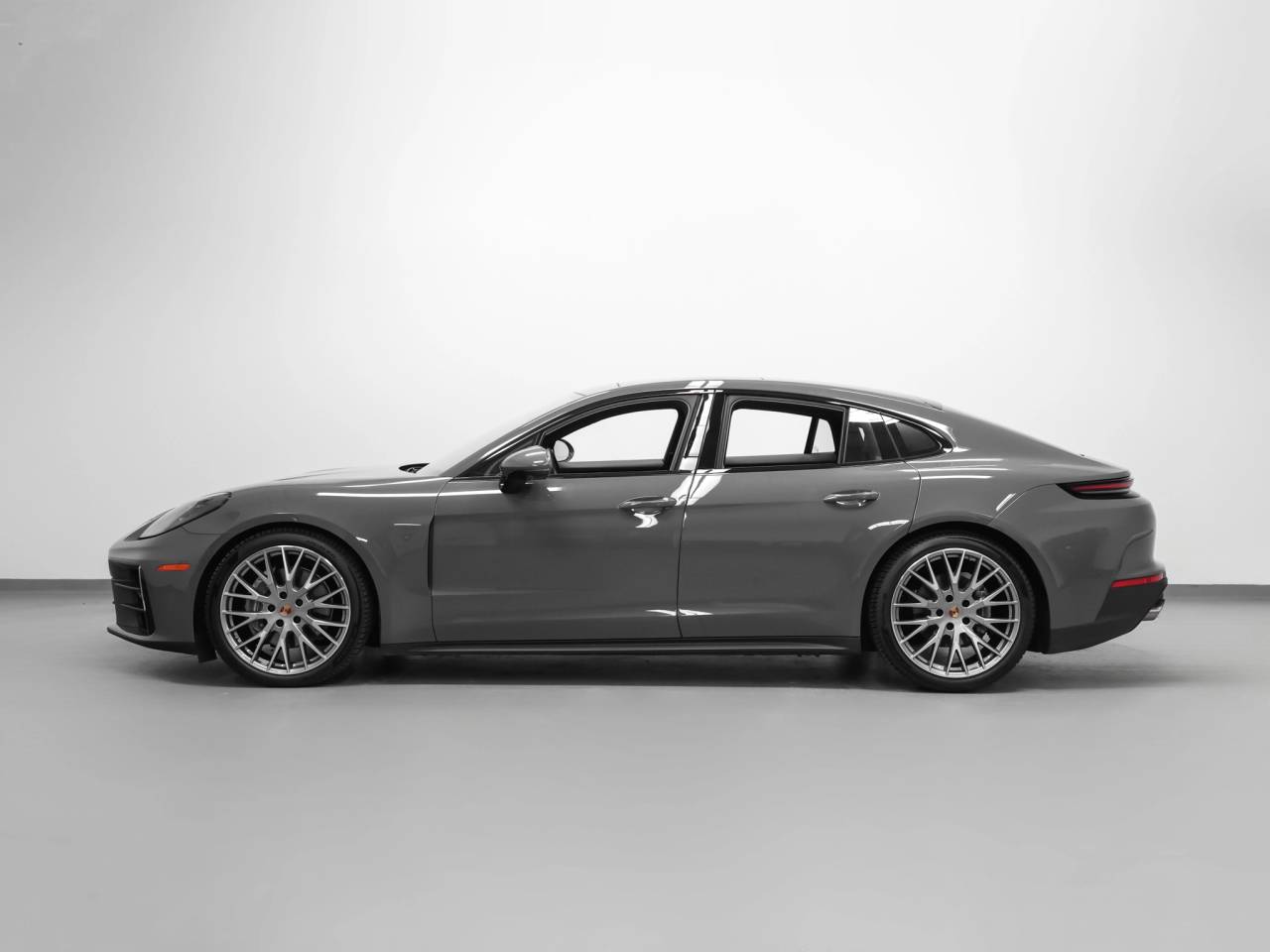 2025 Porsche Panamera Panamera 4