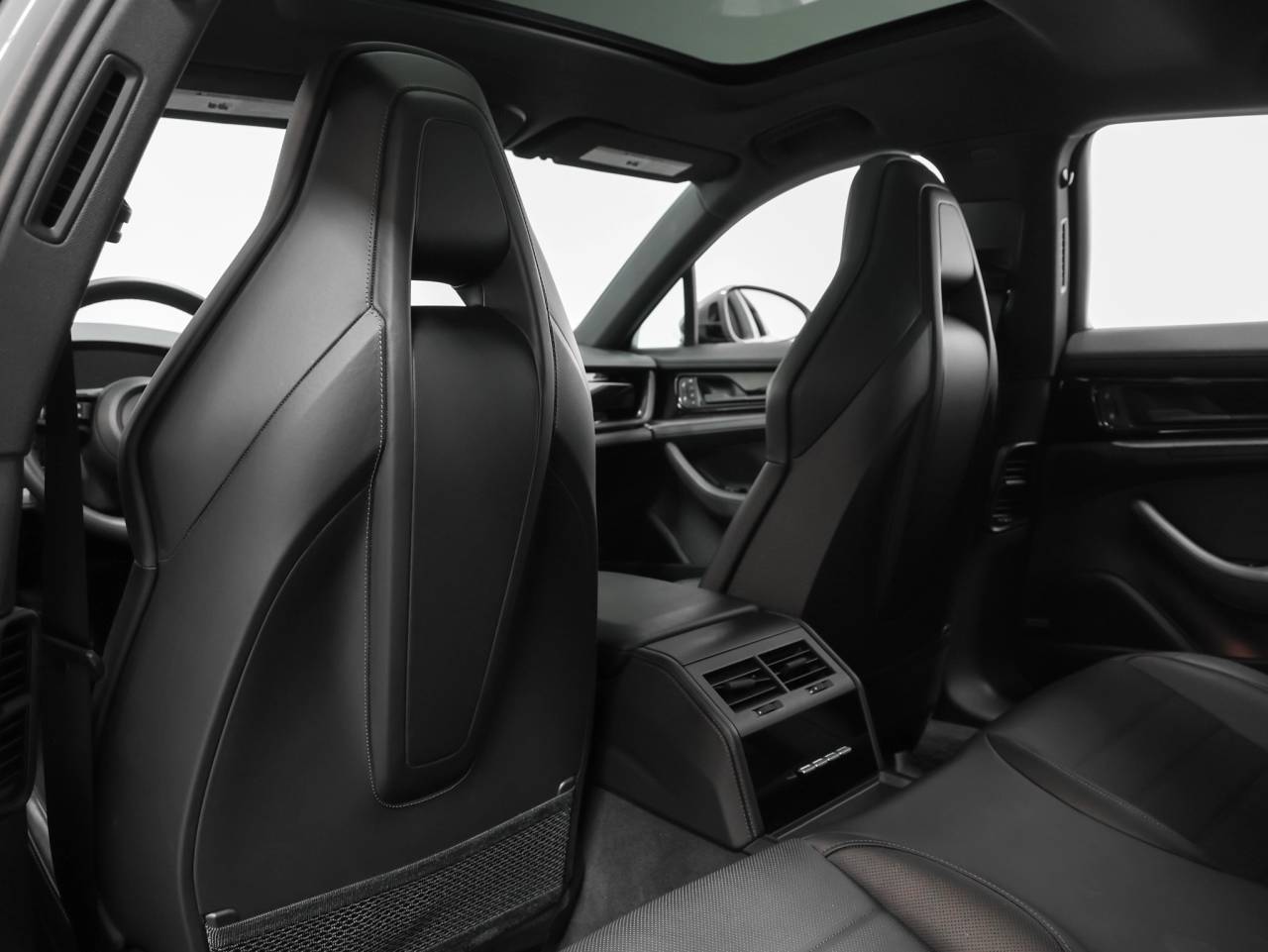 2025 Porsche Panamera Panamera 4