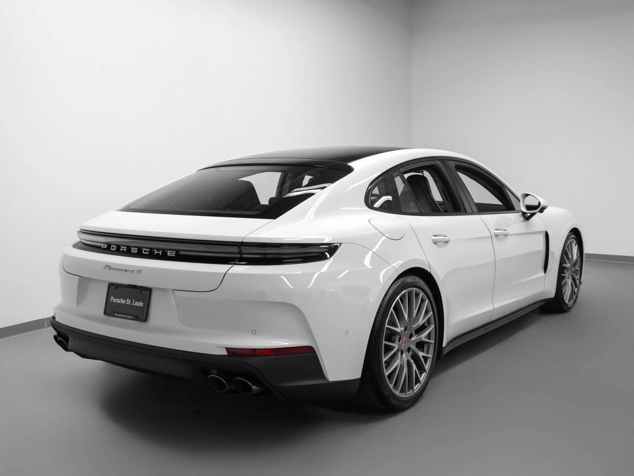 2026 Porsche Panamera Panamera 4