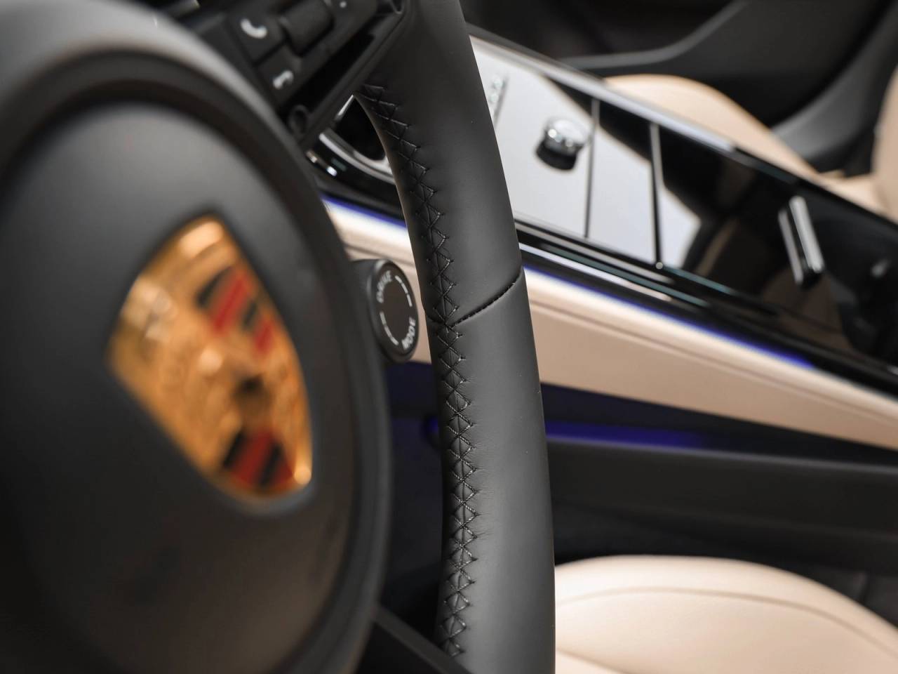 2026 Porsche Panamera Panamera 4