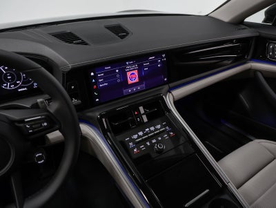 2026 Porsche Panamera 4