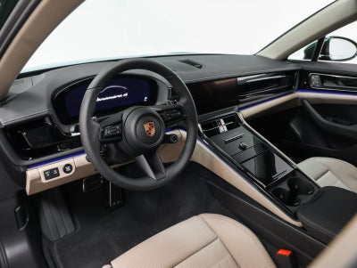 2026 Porsche Panamera 4