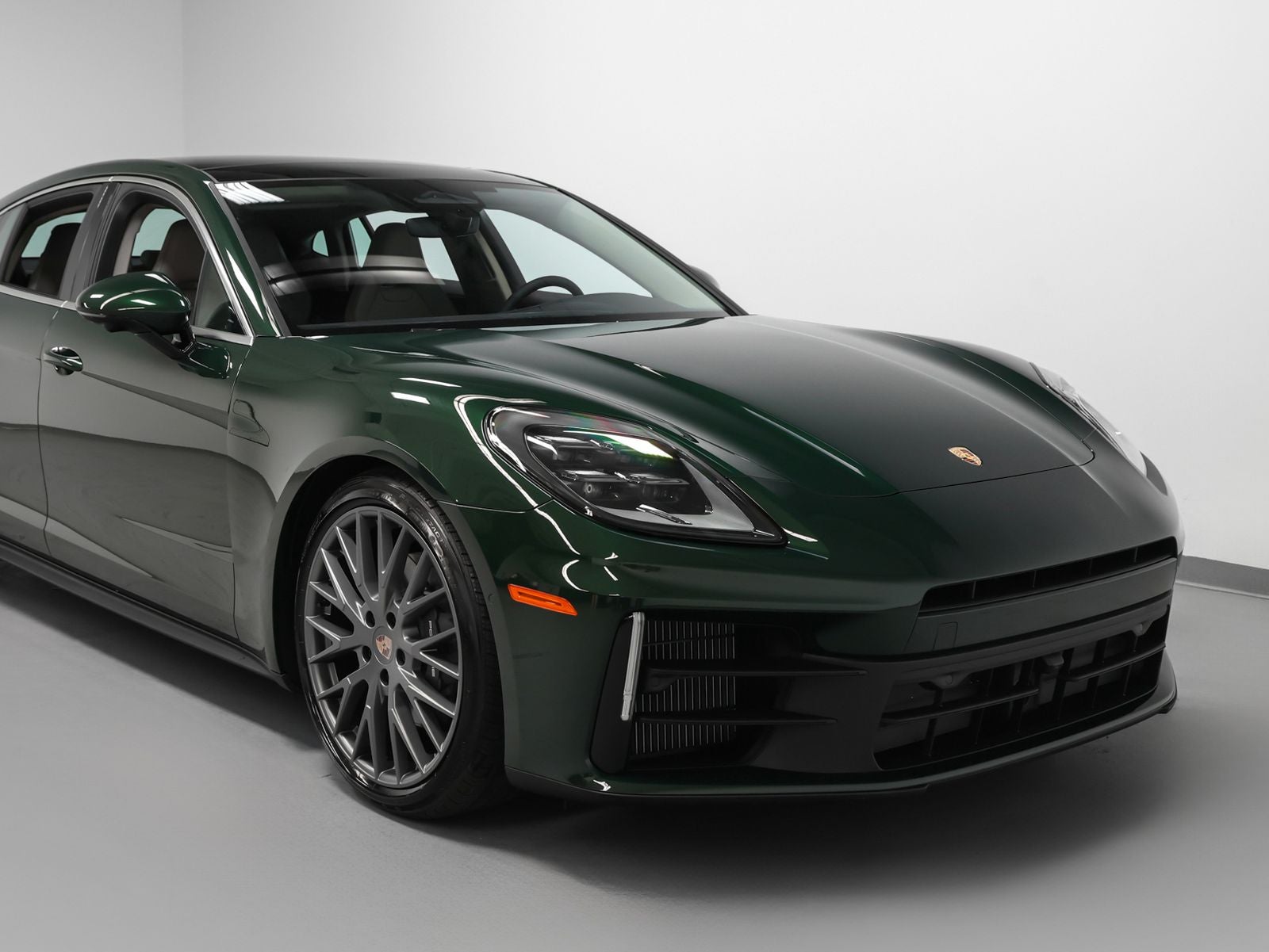 2026 Porsche Panamera 4