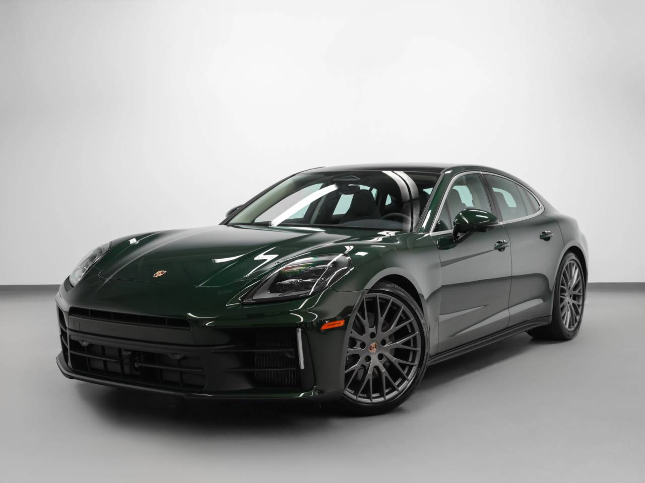 2026 Porsche Panamera 4