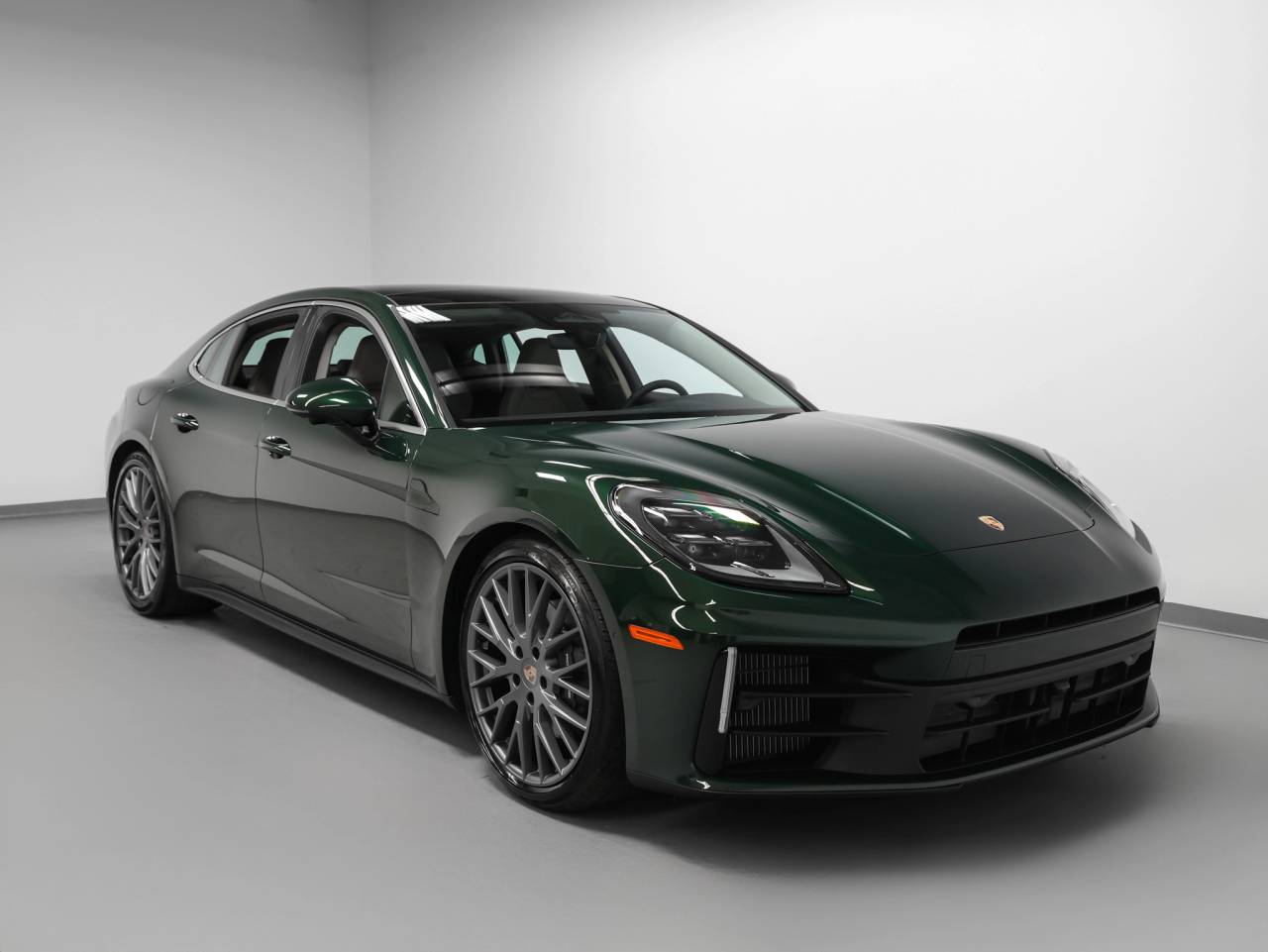 2026 Porsche Panamera 4