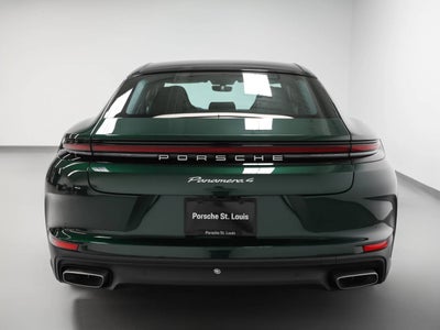 2026 Porsche Panamera 4