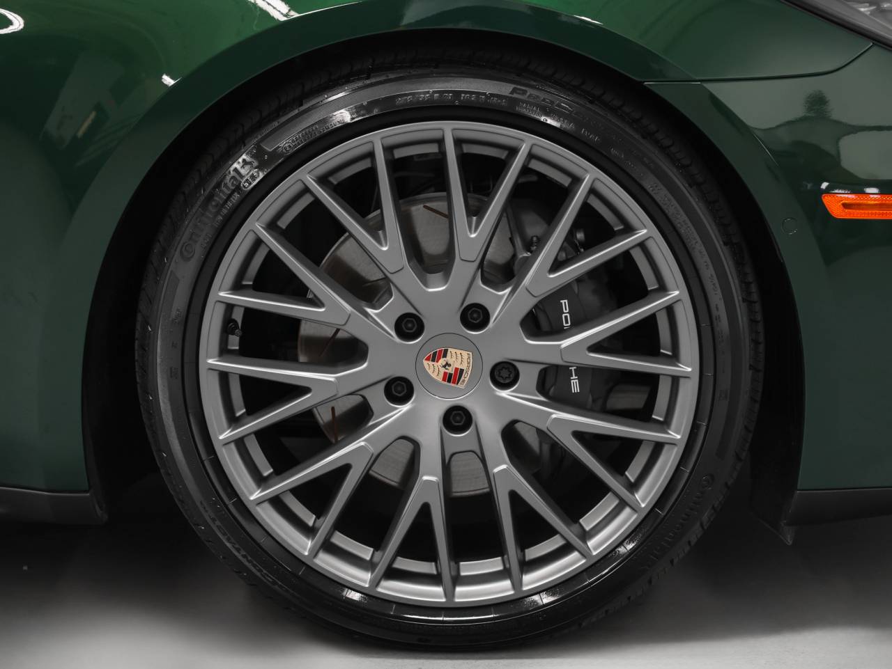 2026 Porsche Panamera 4