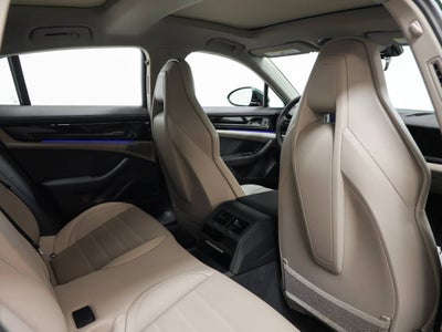 2026 Porsche Panamera 4
