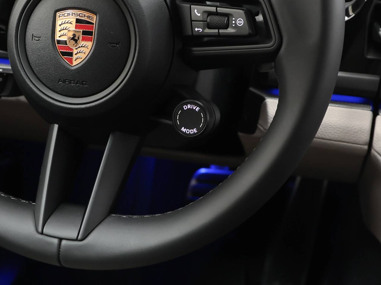 2026 Porsche Panamera 4