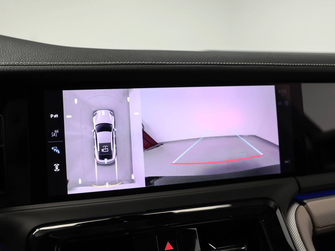 2026 Porsche Panamera 4