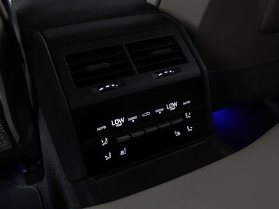 2026 Porsche Panamera 4