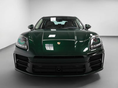 2026 Porsche Panamera 4
