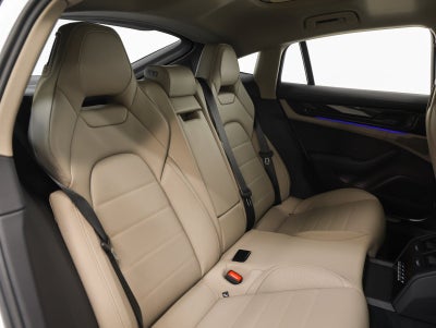 2025 Porsche Panamera Panamera 4