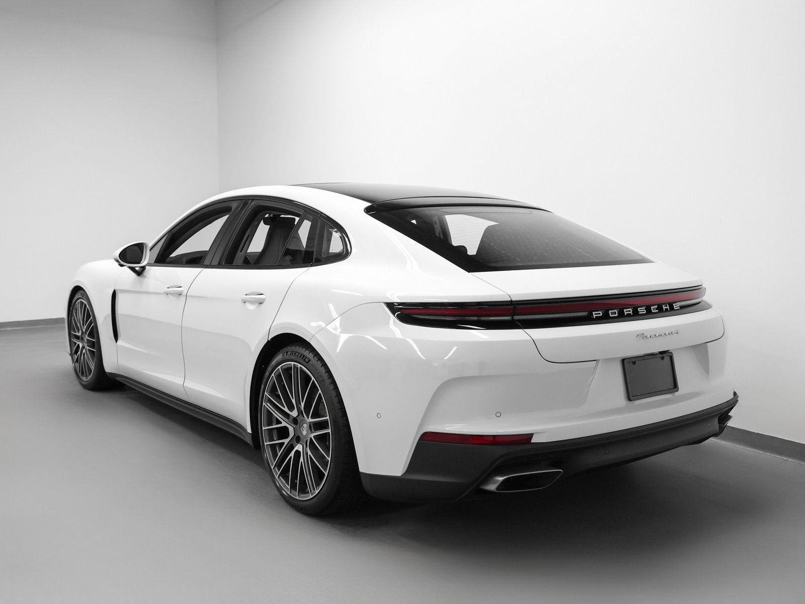 2025 Porsche Panamera Panamera 4