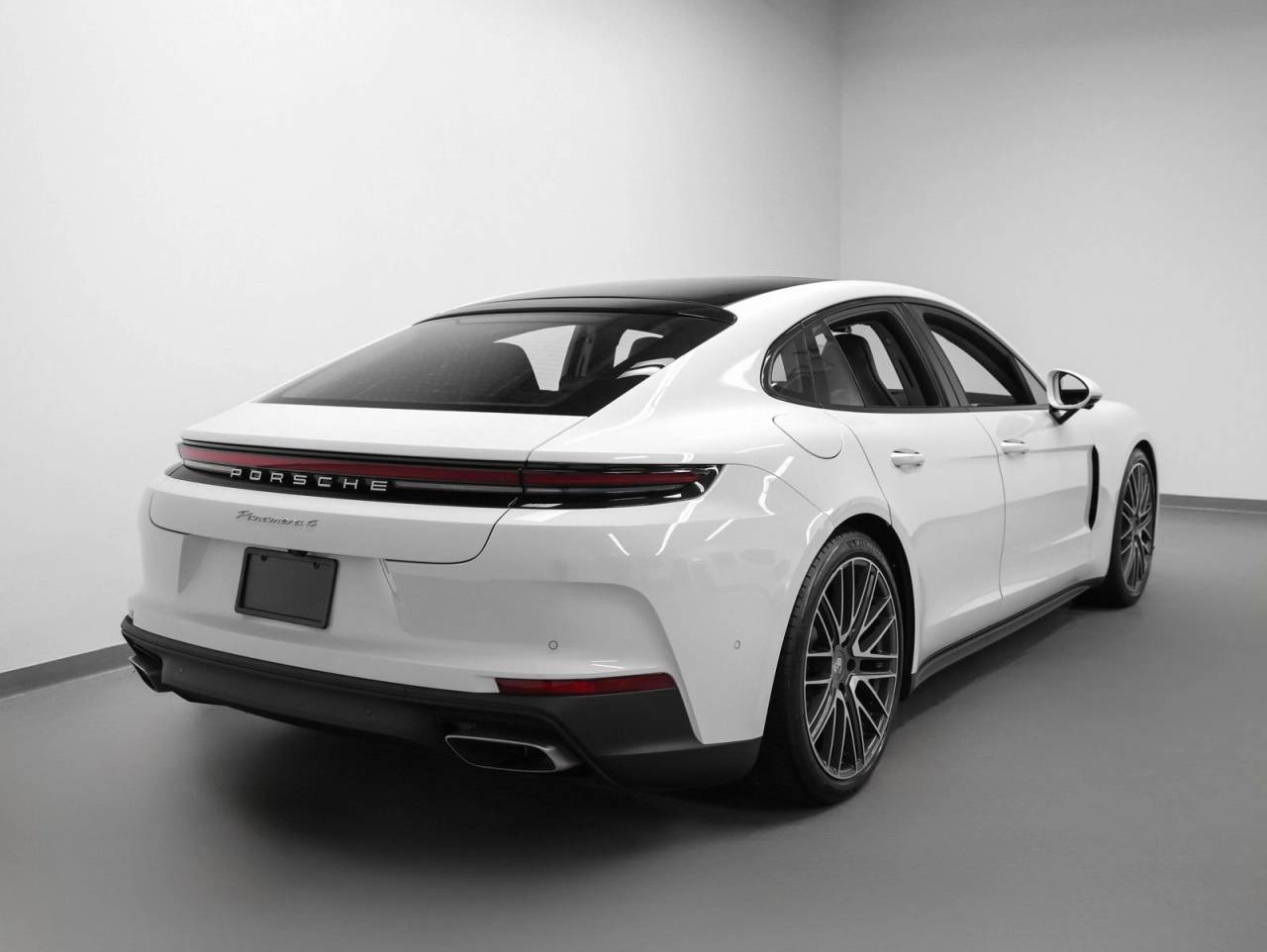 2025 Porsche Panamera Panamera 4