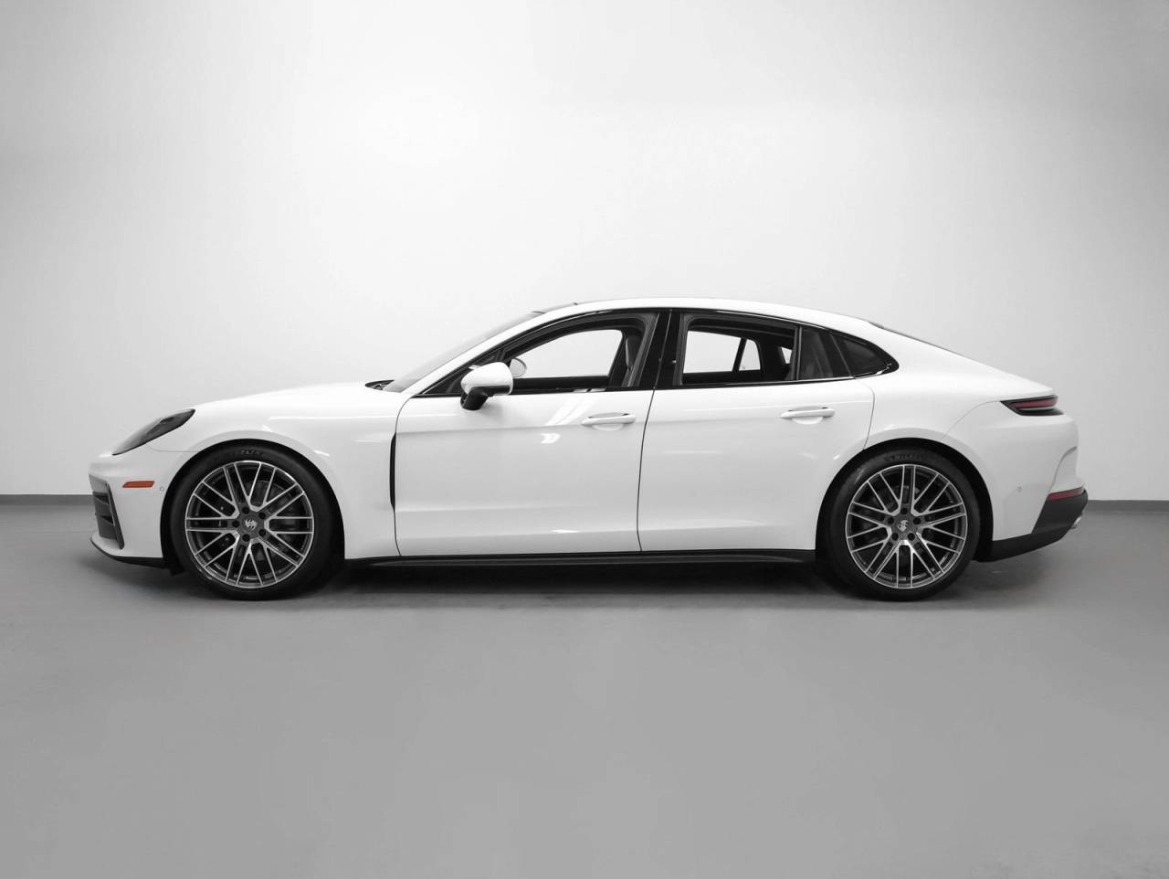 2025 Porsche Panamera Panamera 4