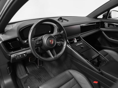 2025 Porsche Panamera Panamera 4