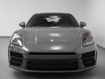 2025 Porsche Panamera 4