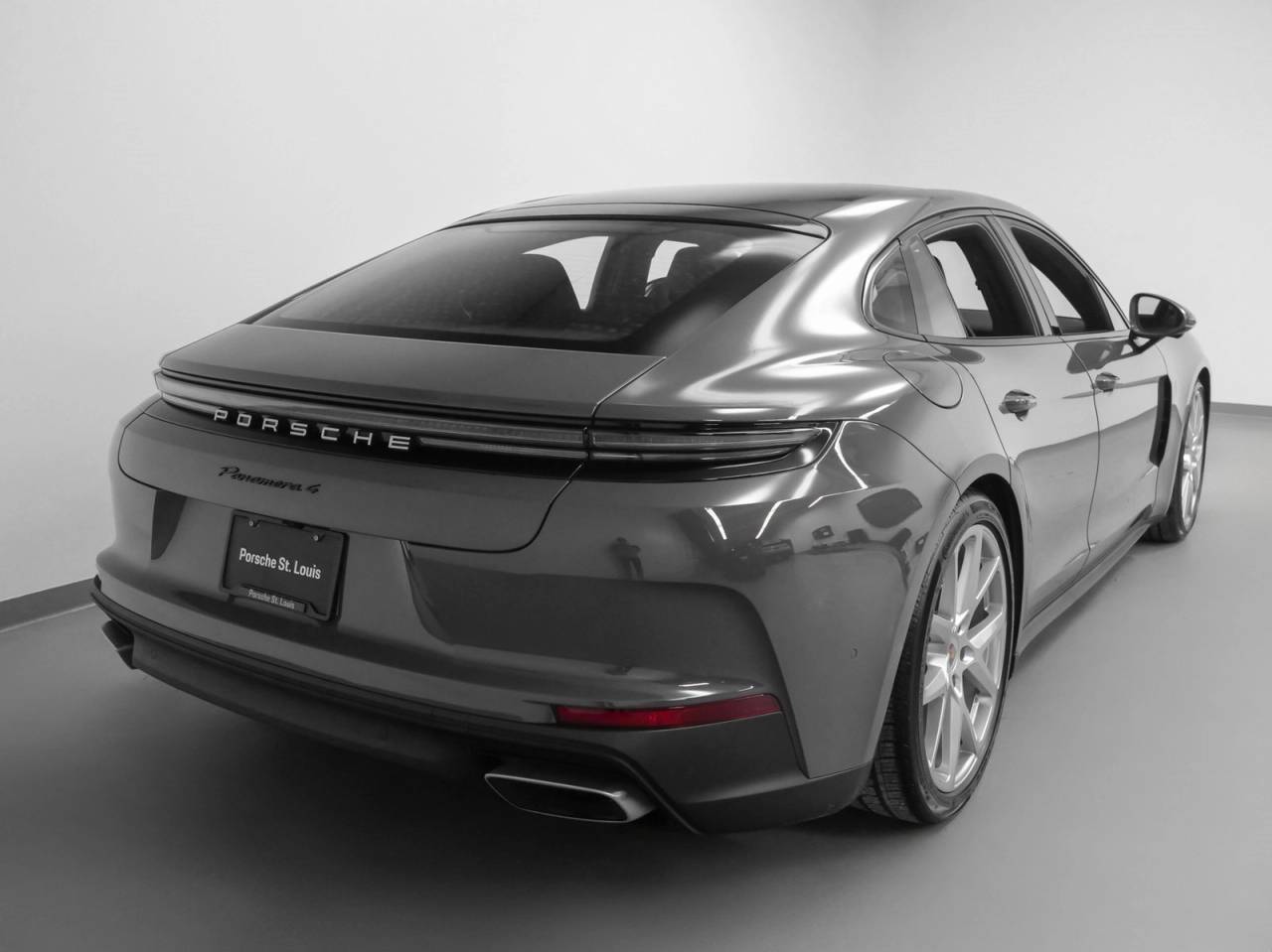 2025 Porsche Panamera Panamera 4