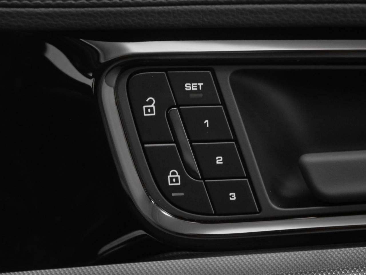 2025 Porsche Panamera Panamera 4