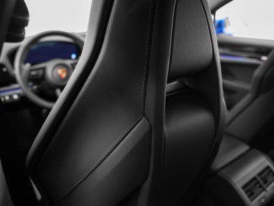 2026 Porsche Panamera Panamera 4