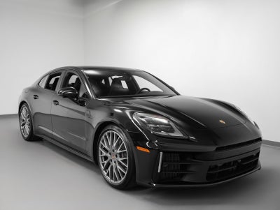 2025 Porsche Panamera Panamera 4